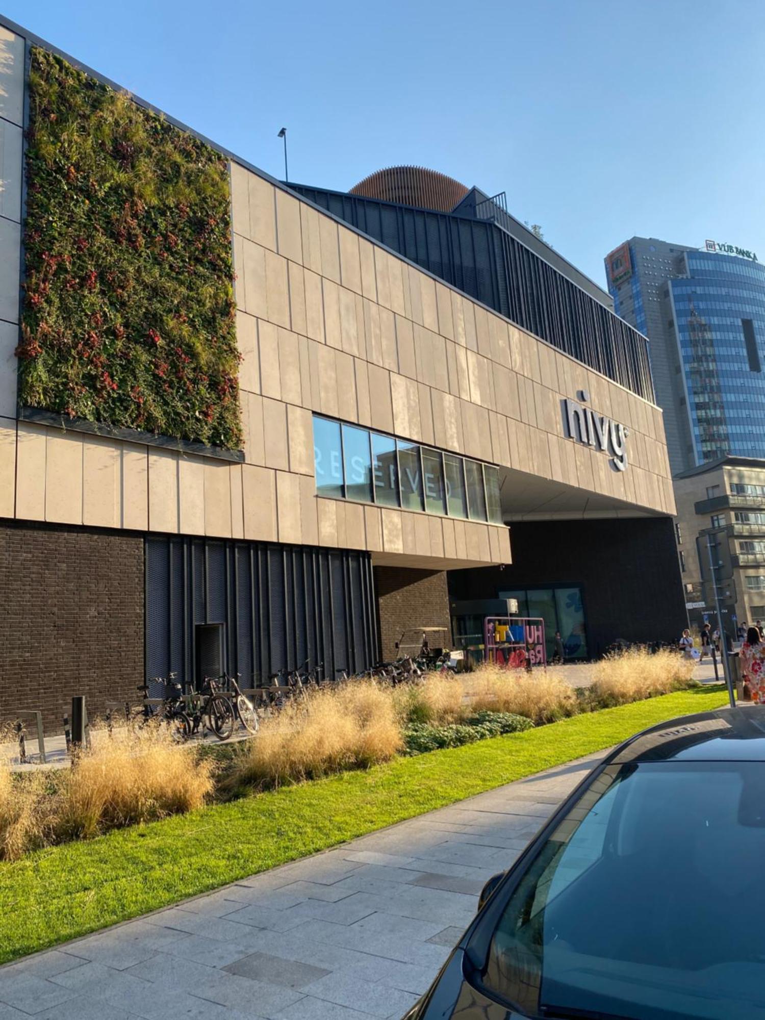 James Dean Apartment - Next To Nivy Bus Station & Mall Bratislava Exterior photo